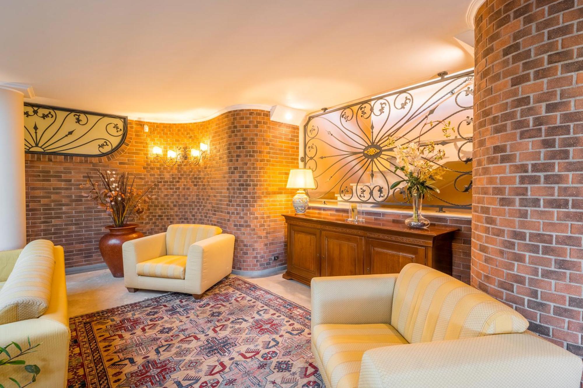 Altea Suites Помеция Экстерьер фото