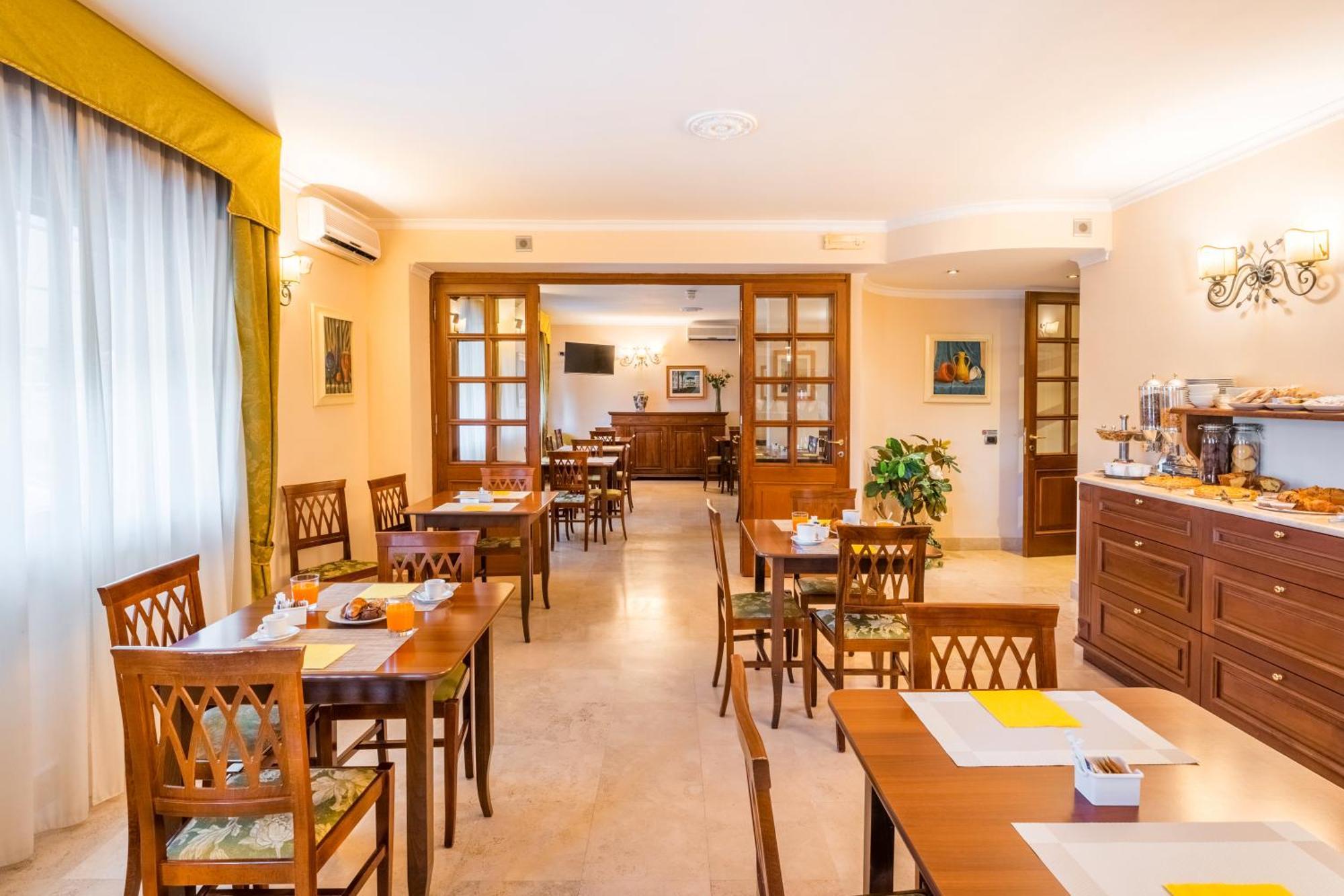 Altea Suites Помеция Экстерьер фото