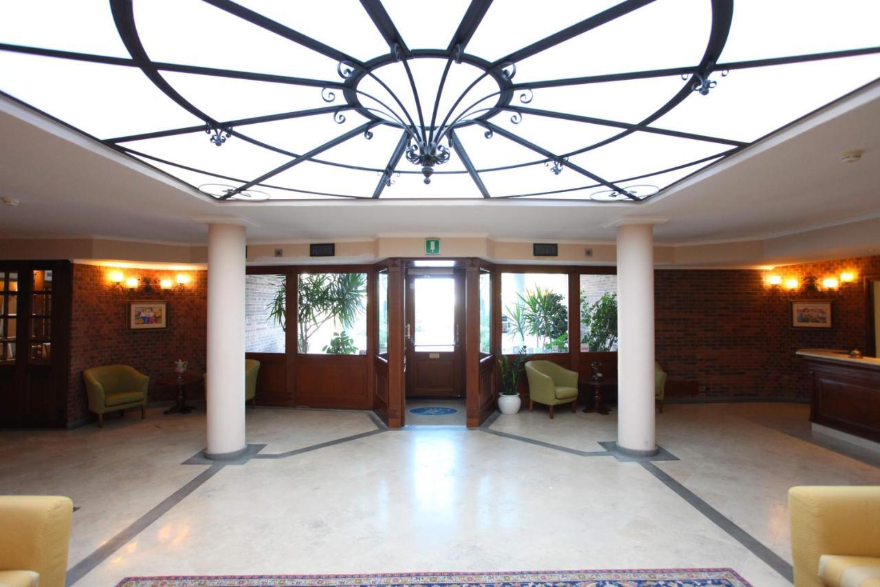 Altea Suites Помеция Экстерьер фото
